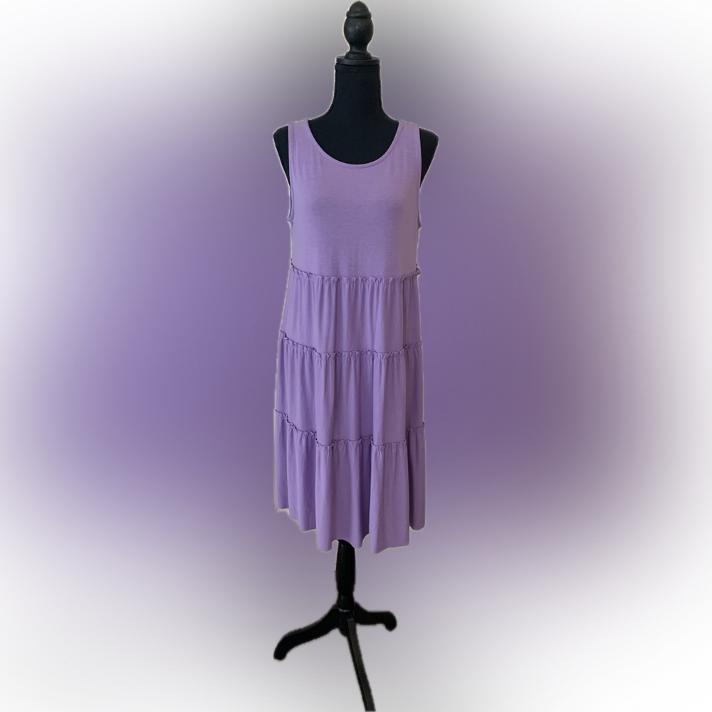 Women’s sleeveless ruffle tiered knee length swing midi dress. purple,  large